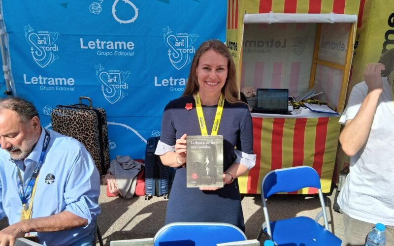 María Isabel Gadea Carmona presentó La ilusión de un niño andaluz en Sant Jordi 2025