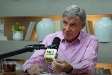 Eric Topol, cardiólogo y especialista en longevidad: «El estrés crónico en España acelera el envejecimiento»