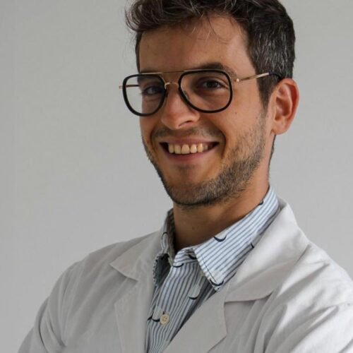 El doctor José Manuel Felices: «Dormir bien en España cuando hace calor es posible si haces esto antes de acostarte»
