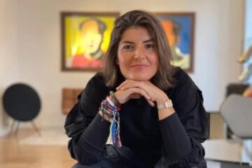 Rebeca Cáceres, psicóloga, alerta sobre la gente que no habla en los grupos de Whatsapp: «Es una forma de poner límites»