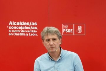 El escándalo de Santos Cerdán obliga a Carlos Martínez a dejar en el aire su primer Comité Autonómico