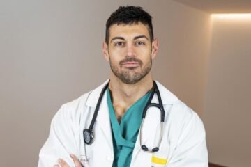 José Abellán, cardiólogo, advierte a España sobre el huevo: «Eleva el colesterol y aumenta el riesgo de infarto»