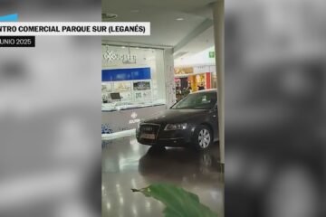 Alunizaje a plena luz del día en un centro comercial de Leganés