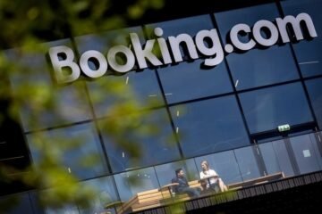 Booking elimina más de 4.000 anuncios de su plataforma que Consumo consideró como «ilegales»