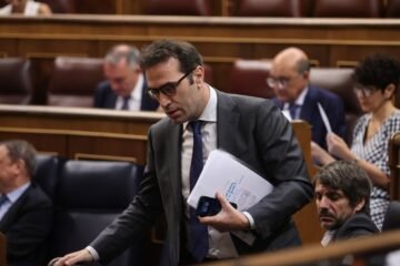 Más de la mitad de los españoles ven la economía peor que antes de la pandemia