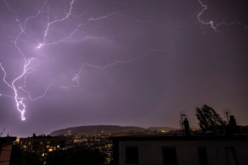 El día de la gran tormenta: 23.476 rayos caídos y granizo grueso desde Toledo a San Sebastián