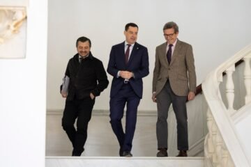 El PSOE recurre al Consejo de Transparencia ante las pegas del Parlamento a autorizar información de Paradela y la Cámara de Cuentas
