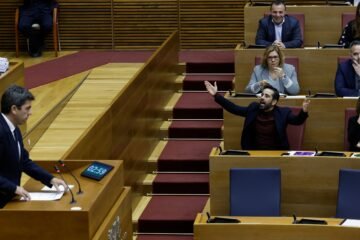 El PSPV pide amparo al Constitucional tras ser excluido de la Mesa de Les Corts Valencianes