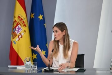 El Gobierno carga de burocracia a la CNMC y Red Eléctrica como receta contra futuros apagones