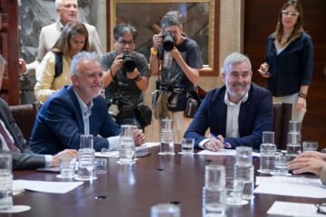 El Gobierno central y el canario firman el alta inmediata de 827 menores en la red de acogida estatal
