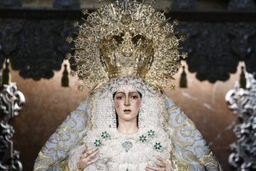 El Instituto Andaluz de Patrimonio Histórico concreta con la hermandad su colaboración tras la restauración fallida de la Macarena