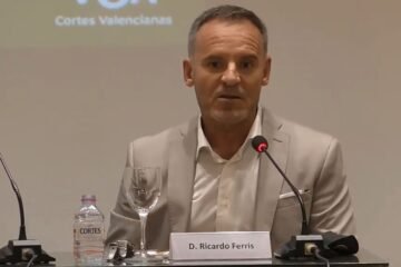 La Audiencia de Valencia juzga a un exinspector de Policía por equiparar delincuencia con inmigración