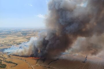 La Generalitat ordena el confinamiento a los vecinos de Cervera por un incendio de campos agrícolas