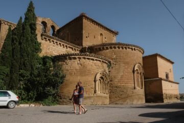 El Parlament de Cataluña insta al Govern a agotar la vía jurídica para evitar el traslado de las obras de Sijena del MNAC a Aragón
