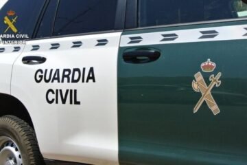 Una mujer de 19 años y su pareja, detenidos por el asesinato del abuelo de ella en Gran Canaria