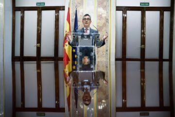 Última hora de la actualidad política, en directo | Bolaños considera que la petición del juez de imputarlo “no se sostiene y contiene errores de bulto”