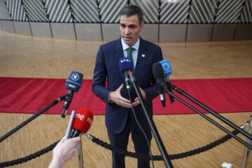 Israel acusa a Sánchez de liderar una “cruzada antisraelí” por la suspensión del acuerdo con la UE
