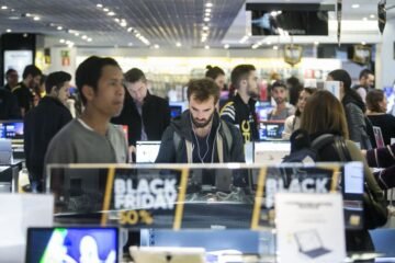 La Fnac abandona su histórico emplazamiento del centro de Barcelona