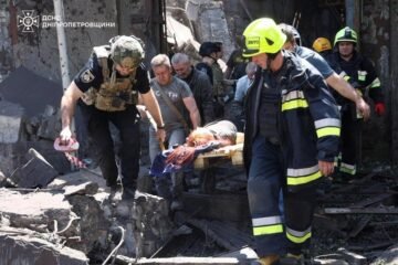 Rusia bombardea la ciudad estratégica de Dnipro a plena luz del día mientras arranca la cumbre de la OTAN
