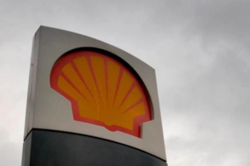 Shell desmiente estudiar la compra de BP para crear una petrolera europea