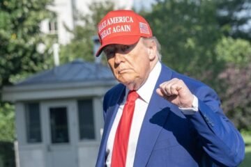 Trump abre ahora la posibilidad de un «cambio de régimen» en Irán: «¿Por qué no?»