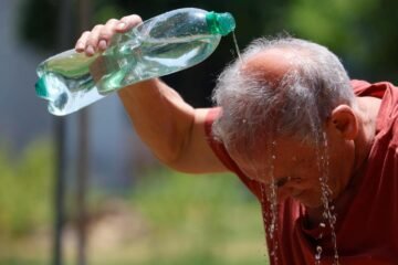Al menos 269 personas han muerto por temperaturas extremas desde el sábado, seis de ellas por golpe de calor