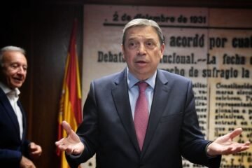 Planas abre una vía para intervenir el mercado del aceite de oliva