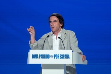 Aznar se queda a gusto esperando ver a Sánchez en la cárcel