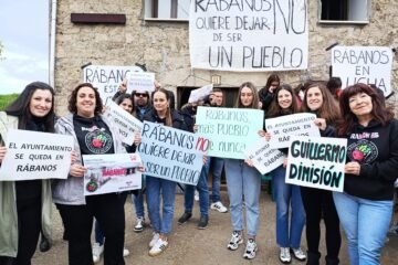 La pelea de Rábanos, el pueblo de Burgos de 10 habitantes, para que el alcalde no les quite el Ayuntamiento