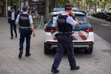 Detenido Sergi Pelegrí, alcalde de Arbeca (Lleida), por maltrato y por morder a un ‘mosso’