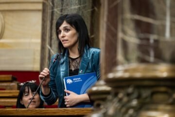 La desfachatez con premio en el Parlament de Cataluña