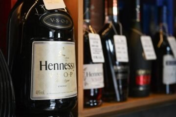Golpe al brandy de la UE: China fija aranceles de hasta el 34,9%