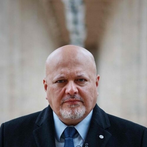 El fiscal jefe del TPI, Karim Khan, es acusado por una segunda mujer de acoso sexual