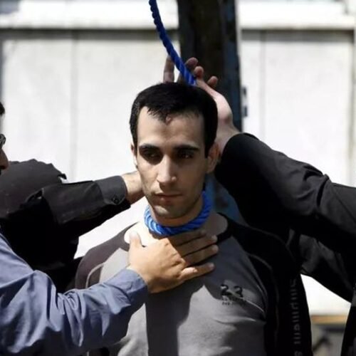 Irán endurece la represión: más de 840 ejecuciones en lo que va de año