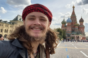 Putin condecora con la Orden del Coraje al hijo fallecido de una de las subdirectoras de la CIA que combatía por Rusia en Ucrania