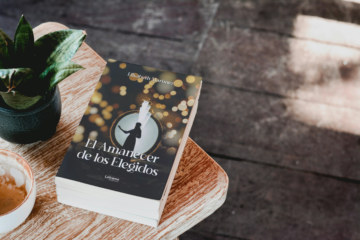 Elisabeth Martines presenta El amanecer de los elegidos, una fantasía emocional con raíces argentinas que conquista a jóvenes y adultos