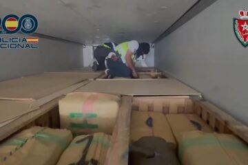 La Policía interviene 20 toneladas de hachís ocultas entre pimientos verdes llegadas de Marruecos