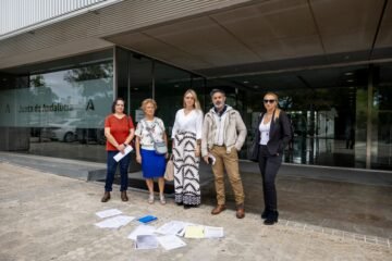 La Junta se compromete a crear un protocolo para que los vecinos de Coria puedan vincular sus enfermedades con la inhalación de tóxicos