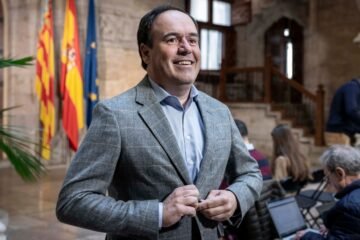 Pérez Llorca mantiene a la vicepresidenta de Mazón, Susana Camarero, pero le quita la portavocía y la competencia vinculada a la dana