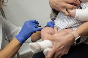 Las vacunas caducadas inoculadas en el País Vasco no son tóxicas: «El mayor efecto es el de no estar protegido»