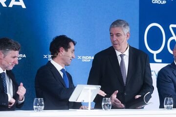 El consejo de Indra mantiene su objetivo de comprar Escribano y explora soportes jurídicos para la operación