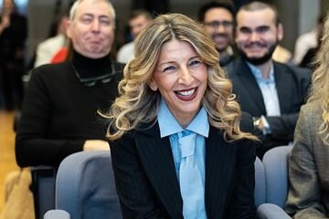 El Gobierno aprobará la subida del SMI hasta 1.221 euros tras rechazar CEOE los incentivos «trileros»