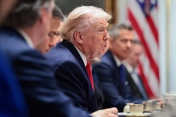 Trump asegura que Putin no atacará Ucrania durante una semana por la ola de frío