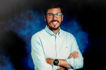 Cuando el cáncer empieza con una crisis epiléptica: «Estaba en la piscina con mi hijo de un año. Fue totalmente dramático»