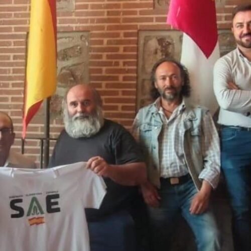 El partido de las tractoradas alza la voz en Castilla y León: «Los modelos de desarrollo rural de la UE no sirven para España»