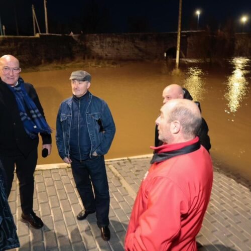 La crecida pone en jaque a Valladolid: desalojos en Puente Duero y el Esgueva vigilado al minuto en pleno Cecopi