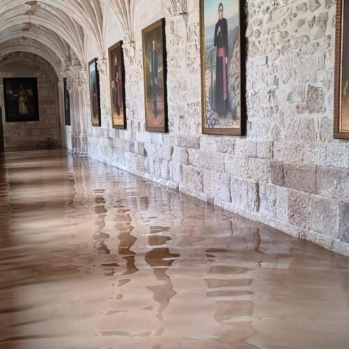 El desbordamiento del Duero inunda el Monasterio de Santa María de la Vid: Bien de Interés Cultural del siglo XII