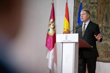 El PSOE de Page reprocha a Ferraz su “estrategia de camuflar cualquier reflexión tildándola de derechas”