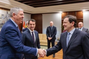 Podemos fracasa en su intento de paralizar el proyecto de Indra en Castilla y León: 450 empleos estaban en juego