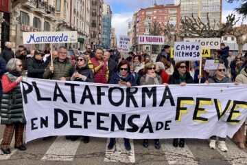 Una marcha de Guardo a León para salvar el tren FEVE y pedir su gratuidad: «El Ministerio de Transportes es un muro»